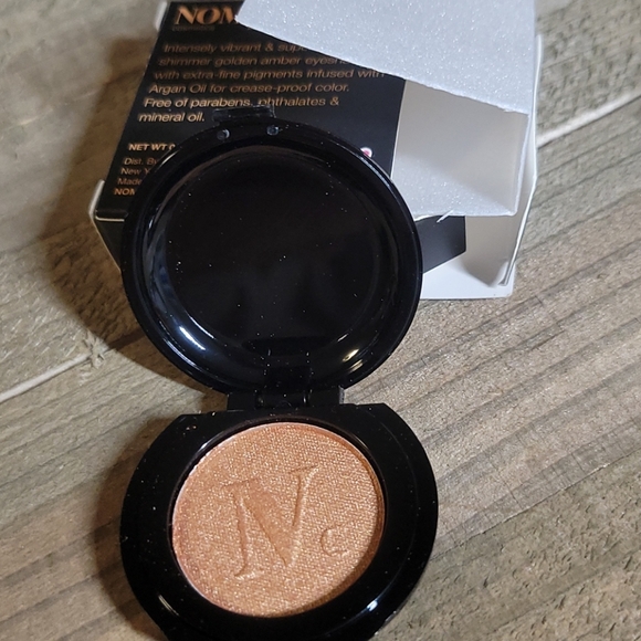 Makeup  bundle - Picture 10 of 14